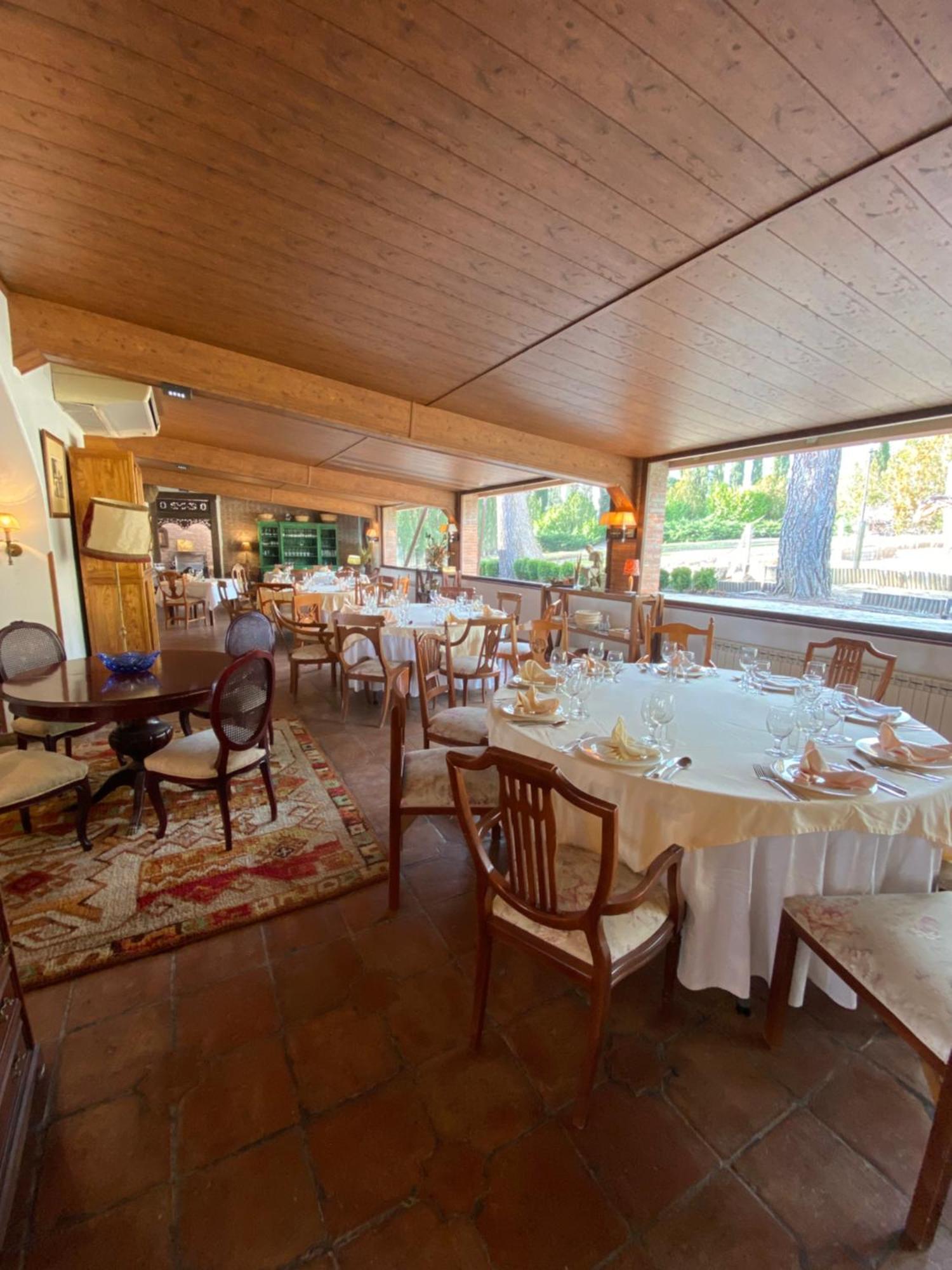 Bungalow Bambolera Torrelaguna ภายนอก รูปภาพ