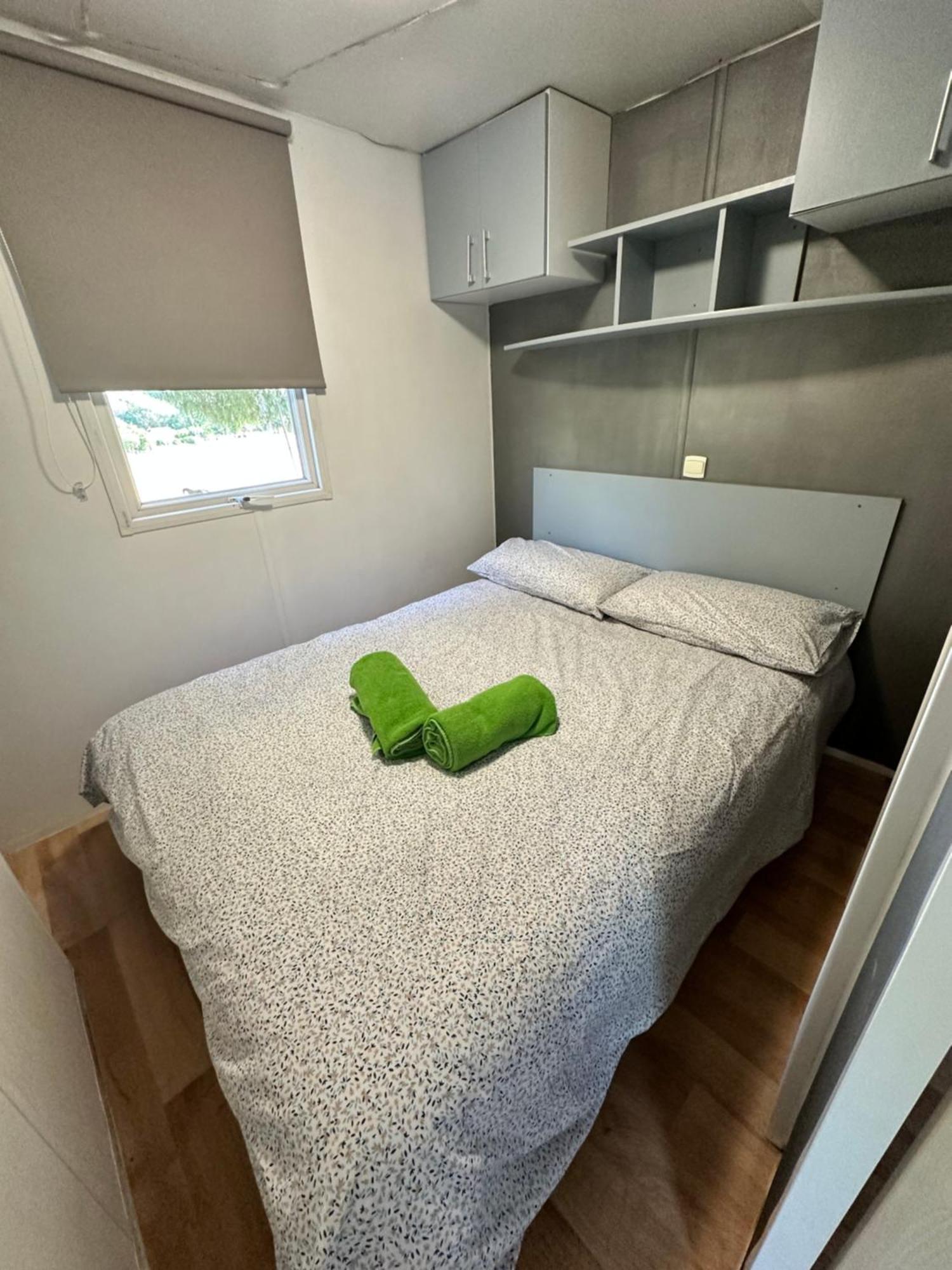 Bungalow Bambolera Torrelaguna ภายนอก รูปภาพ