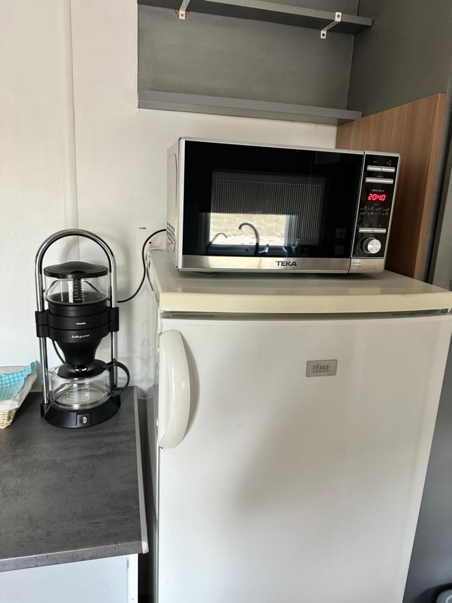 Bungalow Bambolera Torrelaguna ภายนอก รูปภาพ